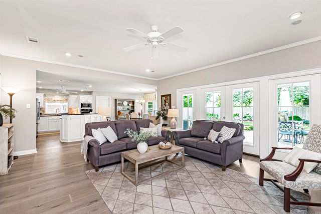 15246 Woodmoss Dr, Baton Rouge, LA 70816