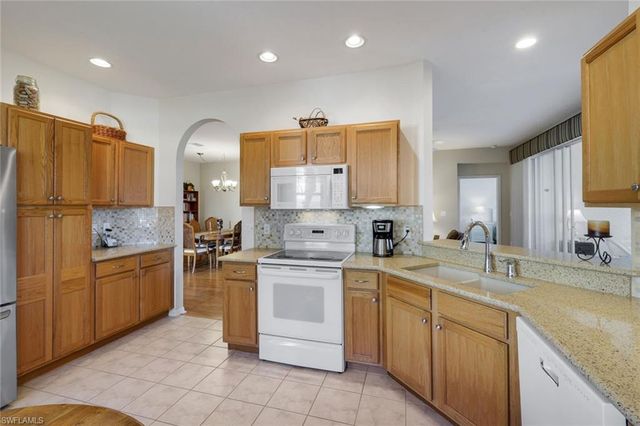 23310 Coconut Island DR # 102, Estero, FL 34134