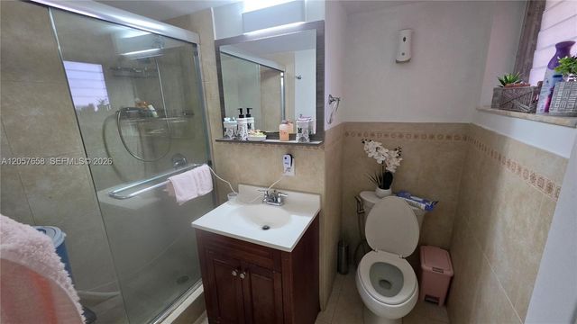 1710 NE 191st Street 1033, Miami, FL 33179
