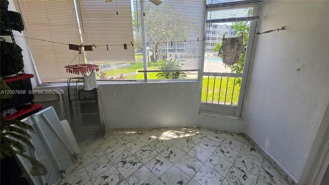 1710 NE 191st Street 1033, Miami, FL 33179