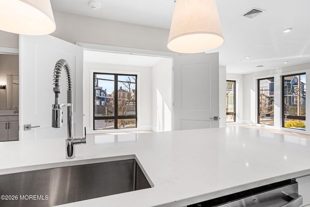 215 2nd Avenue 106, Asbury Park, NJ 07712