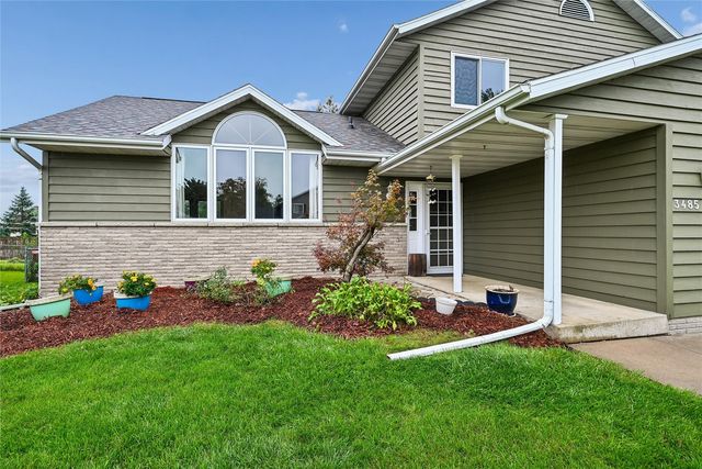 3485 Royal Avenue, Marion, IA 52302