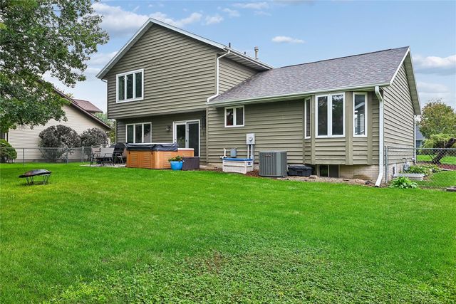 3485 Royal Avenue, Marion, IA 52302
