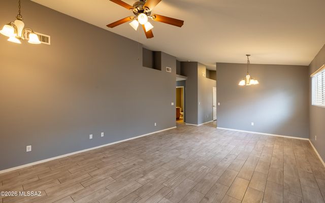 10571 E Carolina Willow Lane, Tucson, AZ 85747