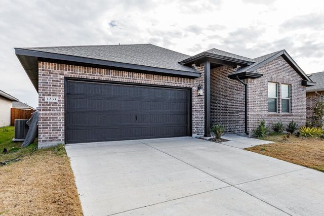 1233 Eagle Mountain Drive, Dallas, TX 75253