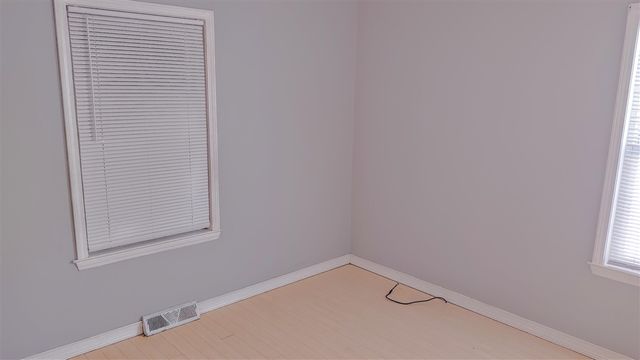 25906 Currier Street, Dearborn Heights, MI 48125