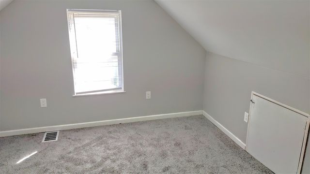 25906 Currier Street, Dearborn Heights, MI 48125
