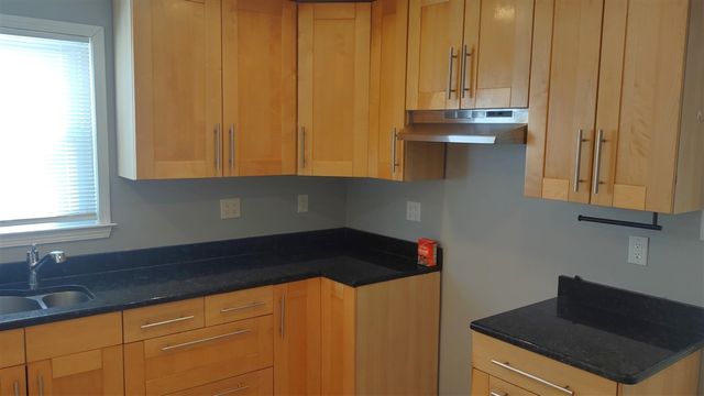 25906 Currier Street, Dearborn Heights, MI 48125