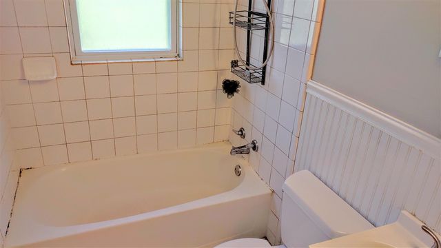 25906 Currier Street, Dearborn Heights, MI 48125