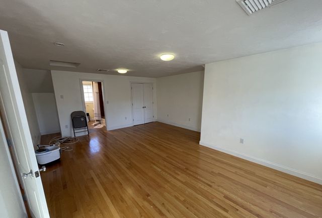 19 Saybrook St 19, Boston, MA 02135