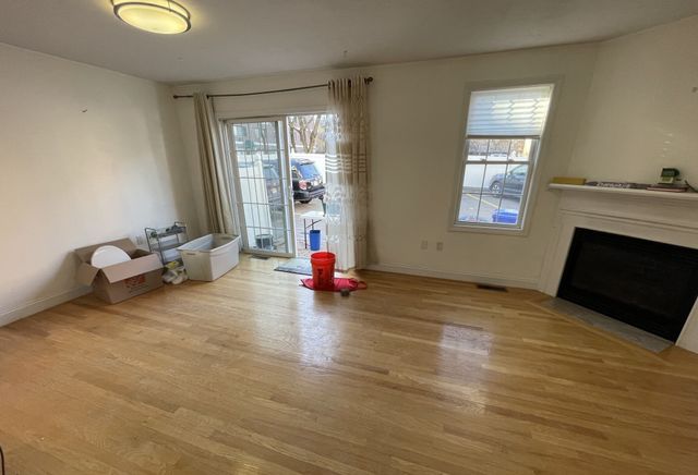 19 Saybrook St 19, Boston, MA 02135