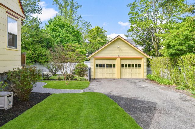 210 Beach Avenue, Mamaroneck, NY 10543