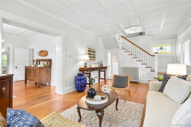210 Beach Avenue, Mamaroneck, NY 10543