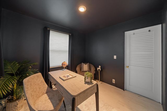 2861 Crystal Drive, Ann Arbor, MI 48108