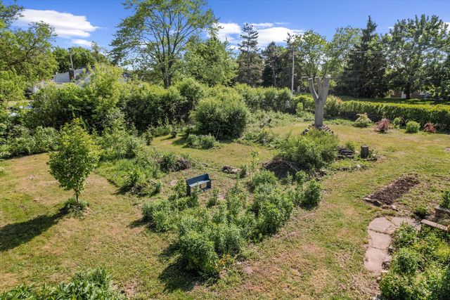 2861 Crystal Drive, Ann Arbor, MI 48108