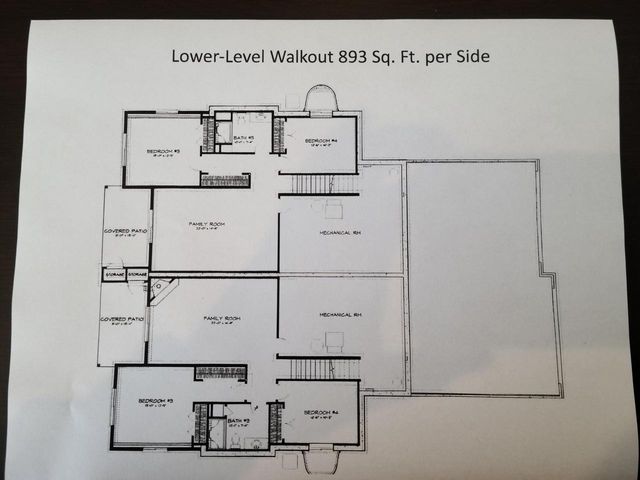 1936 Ravenswood LANE, Manitowoc, WI 54220