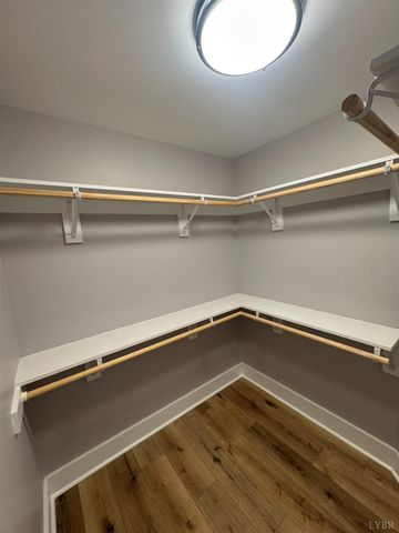 137 Ridgeview Lane, Madison Heights, VA 24572