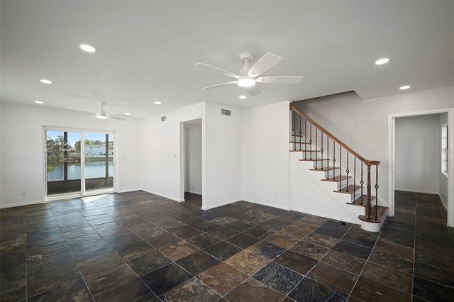 1416 83RD AVENUE N, St Petersburg, FL 33701