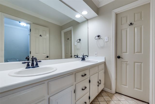 6922 Chevy Chase Avenue, Dallas, TX 75225