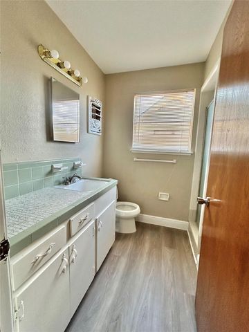 2709 Dewberry Lane, Pasadena, TX 77502