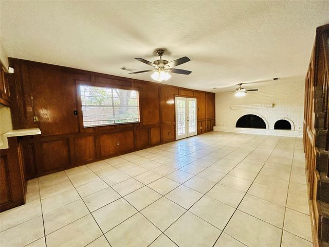 2709 Dewberry Lane, Pasadena, TX 77502