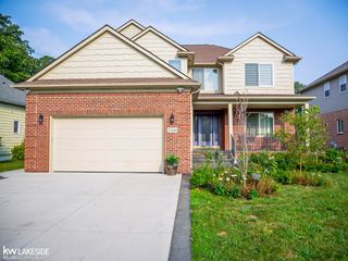 37440 Curwood Street, Sterling Heights, MI 48310