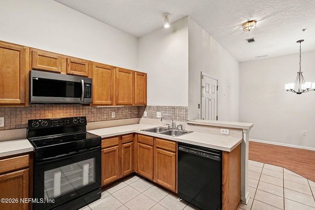 7920 MERRILL Road 1808, Jacksonville, FL 32277