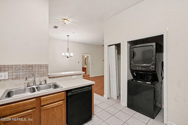 7920 MERRILL Road 1808, Jacksonville, FL 32277