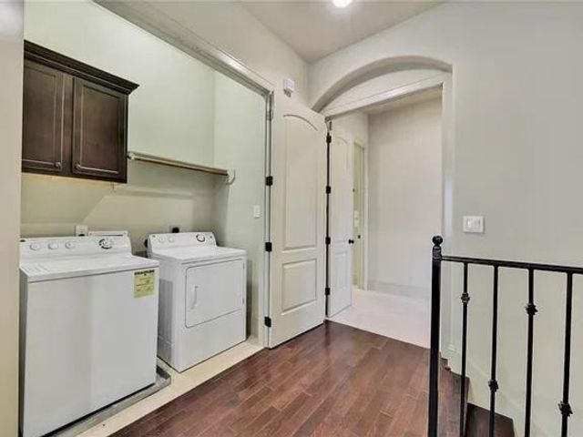 910 Snover Street A, Houston, TX 77007