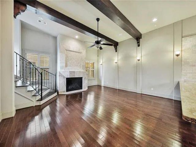 910 Snover Street A, Houston, TX 77007