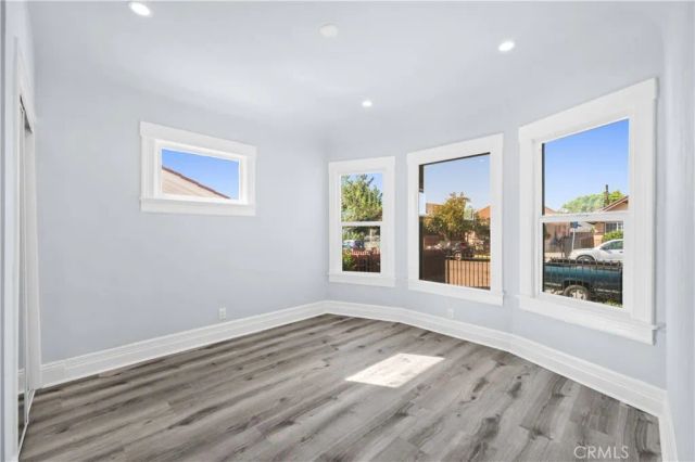 136 W 43rd Place, Los Angeles, CA 90037