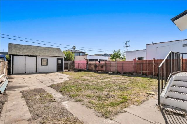 136 W 43rd Place, Los Angeles, CA 90037