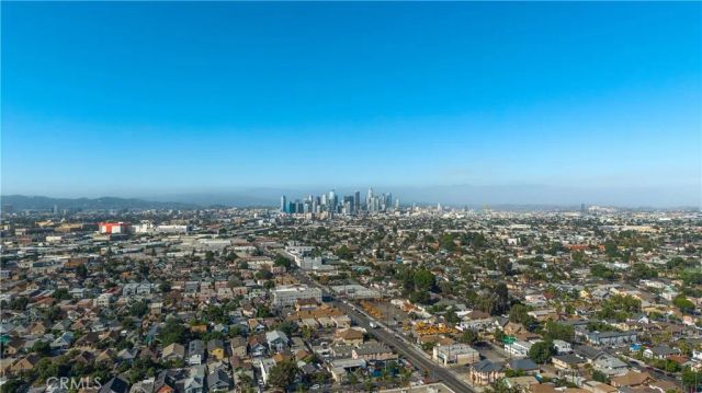 136 W 43rd Place, Los Angeles, CA 90037