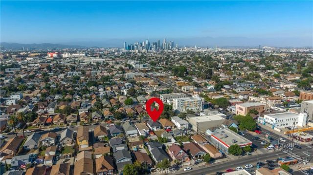 136 W 43rd Place, Los Angeles, CA 90037