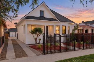 136 W 43rd Place, Los Angeles, CA 90037