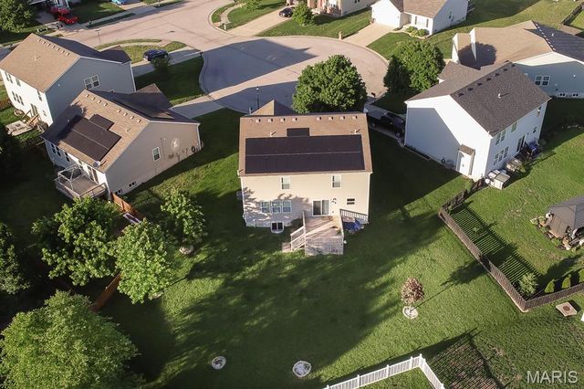 205 Greenleaf Circle, Belleville, IL 62221