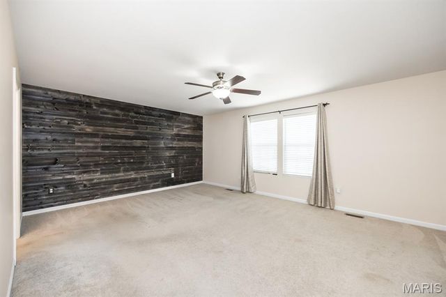 205 Greenleaf Circle, Belleville, IL 62221