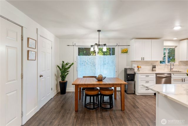7328 Heinz Place, Lynnwood, WA 98036