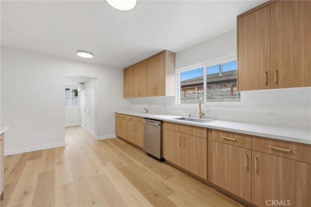 5340 6th, Los Angeles, CA 90043