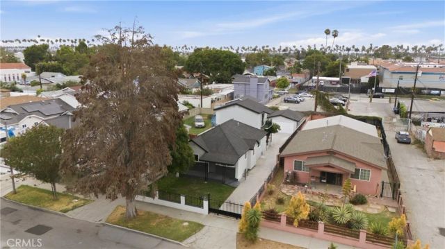 5340 6th, Los Angeles, CA 90043