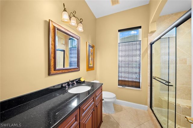 8427 Gleneagle WAY, Naples, FL 34120