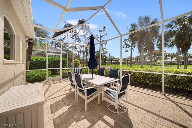 8427 Gleneagle WAY, Naples, FL 34120