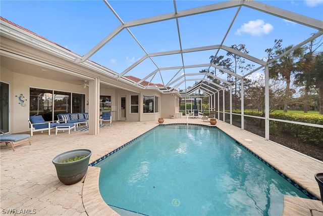 8427 Gleneagle WAY, Naples, FL 34120