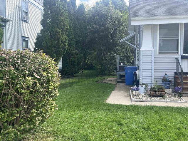 709 S 10th Street, Watertown, WI 53094