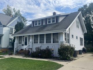 709 S 10th Street, Watertown, WI 53094