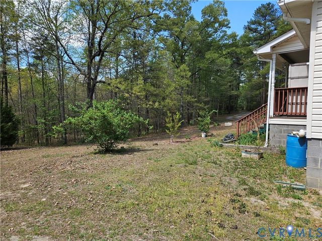 11455 Railroad Ln, Ruther Glen, VA 22546
