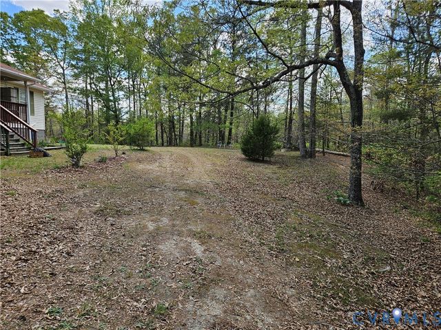 11455 Railroad Ln, Ruther Glen, VA 22546
