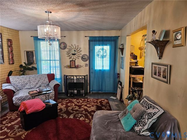 11455 Railroad Ln, Ruther Glen, VA 22546