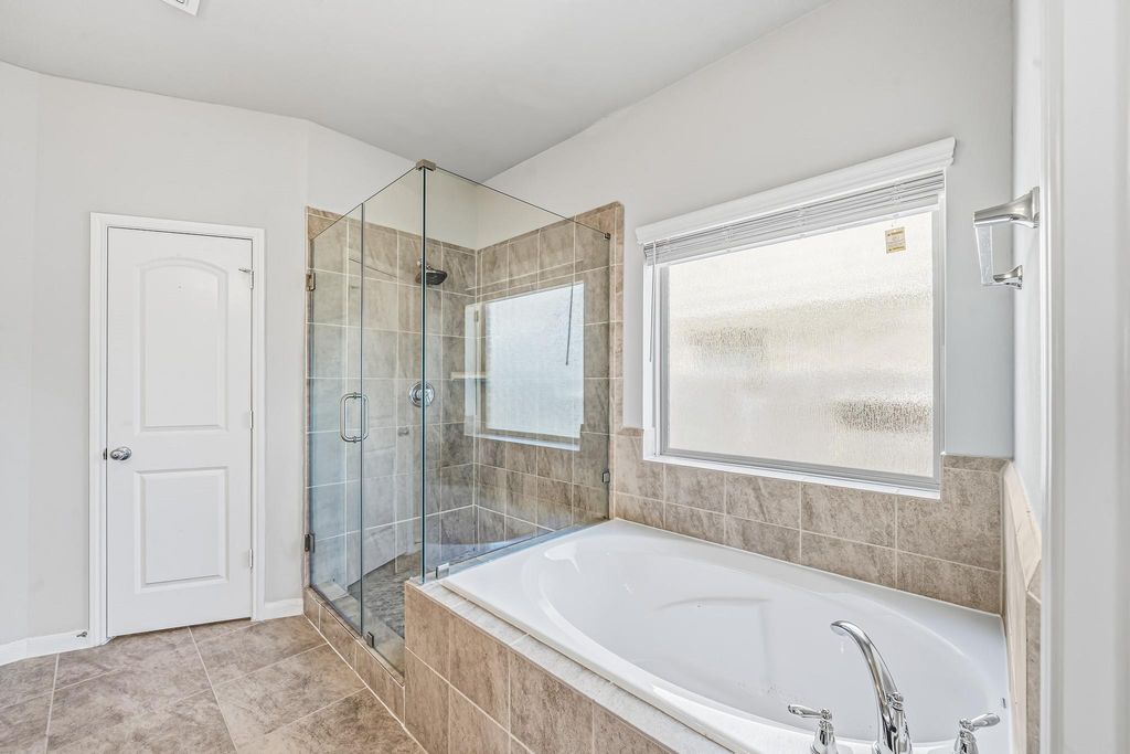 Image 23 of property listing at 20427 Alpine Meadow Place, Richmond, TX 77407