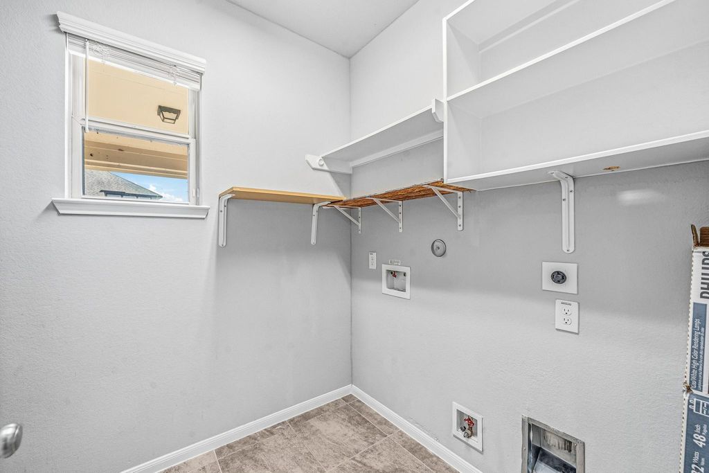 Image 25 of property listing at 20427 Alpine Meadow Place, Richmond, TX 77407